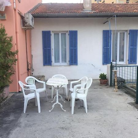 Calme Et Tranquillite Et Un Soupir Villa Menton Exterior photo